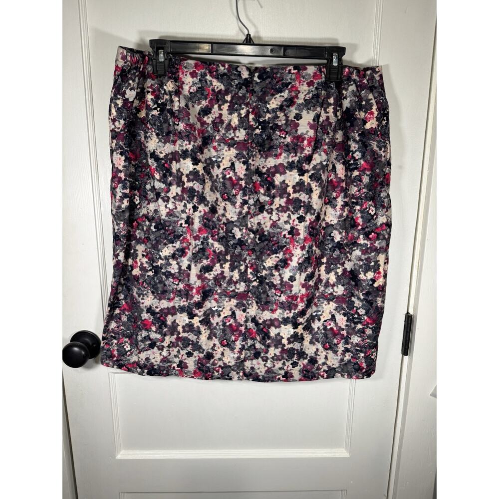 Talbots Woman Floral Straight Skirt, Size 18W